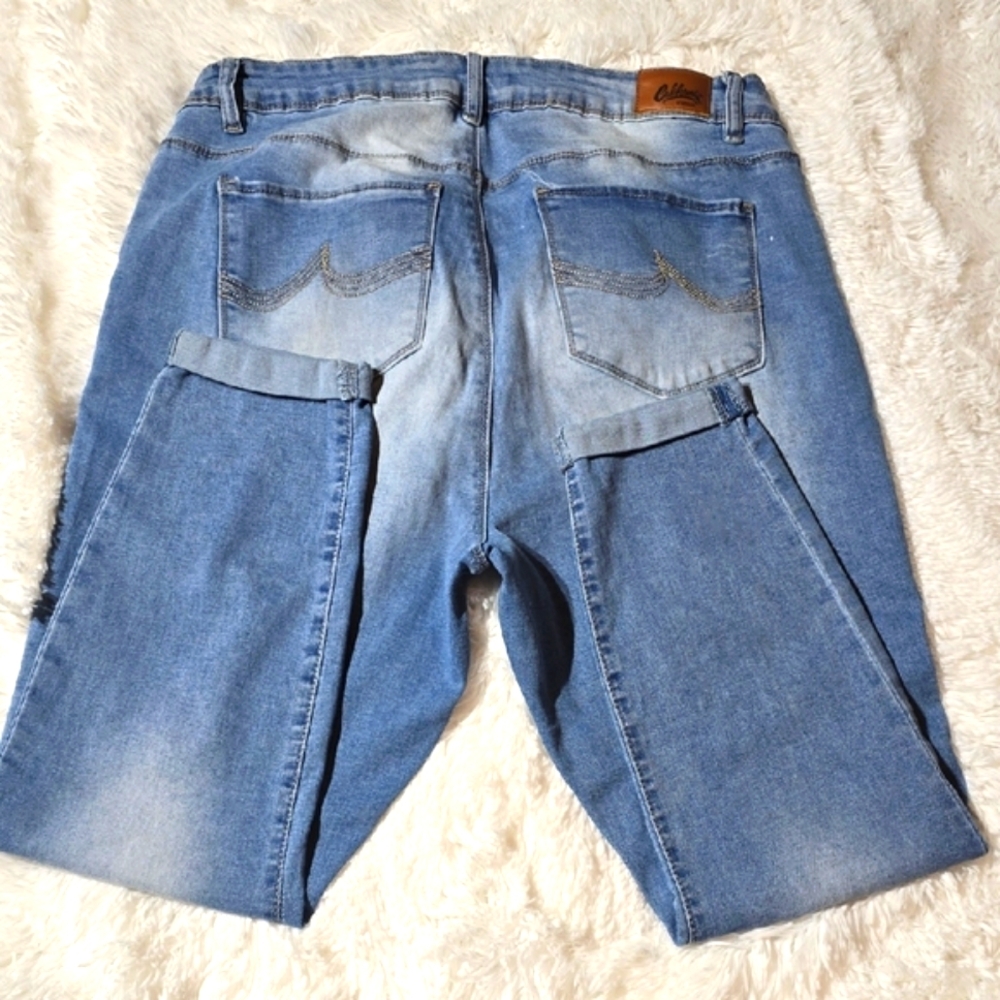 Womem's Blue Denim Jeans